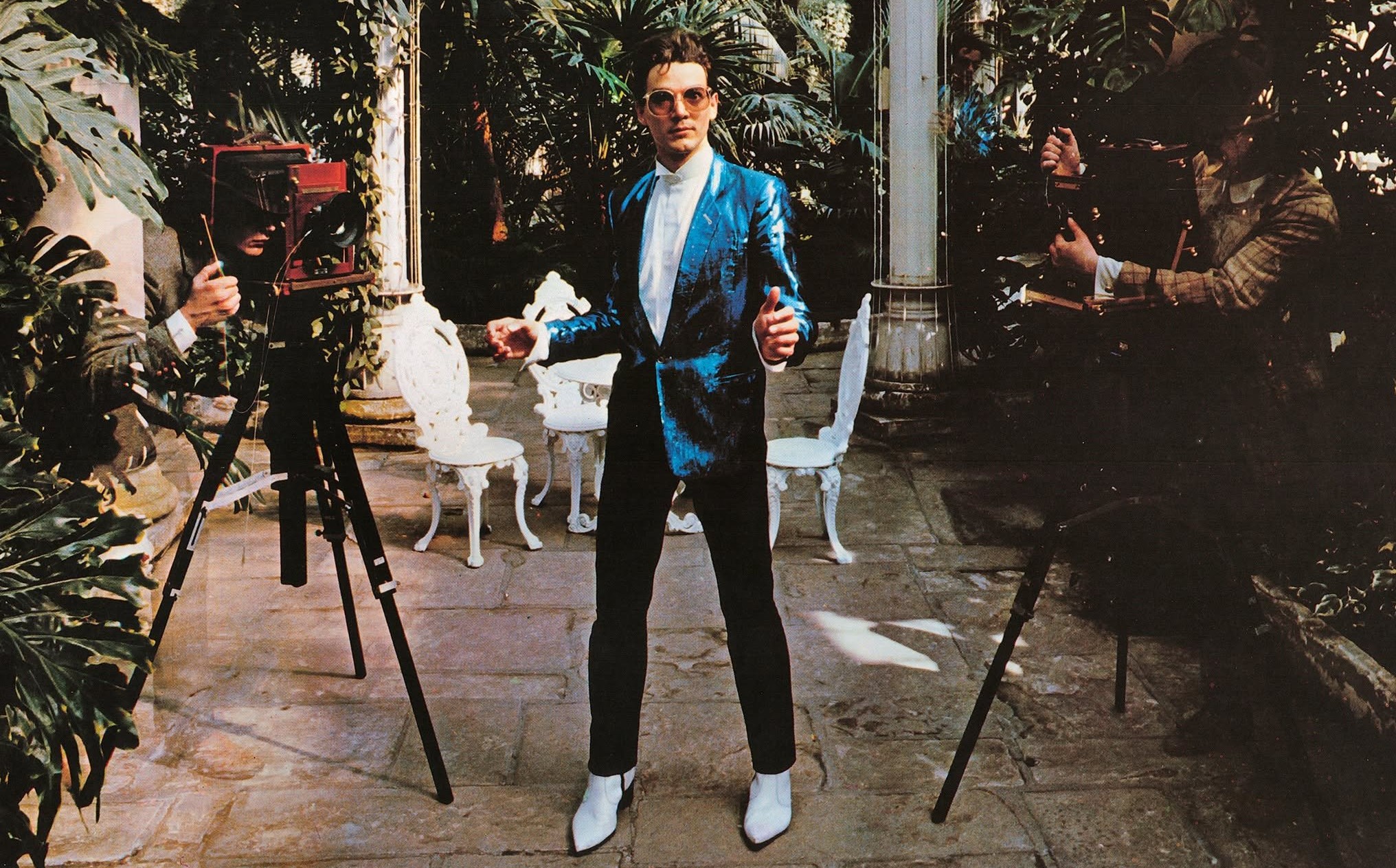 Bruce Woolley on an album cover